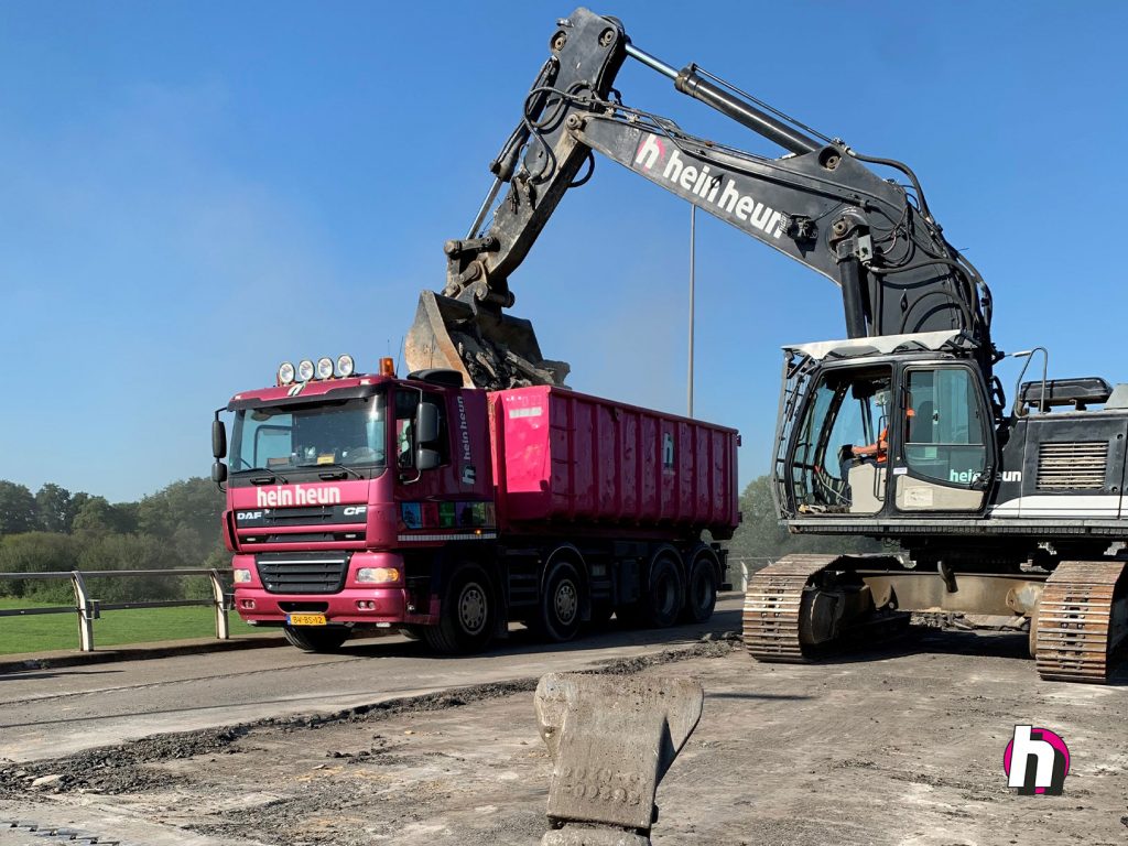 Hein Heun - Asfalt rippen N343 38,0 Askampjesbrug