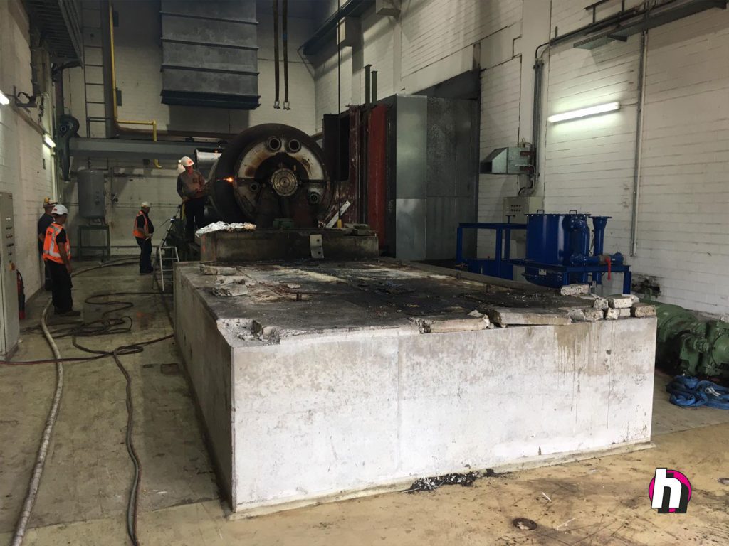 Hein Heun - Electriciteitsturbine amoveren en betonblok zagen